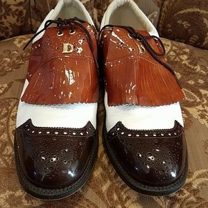 Golf shoes